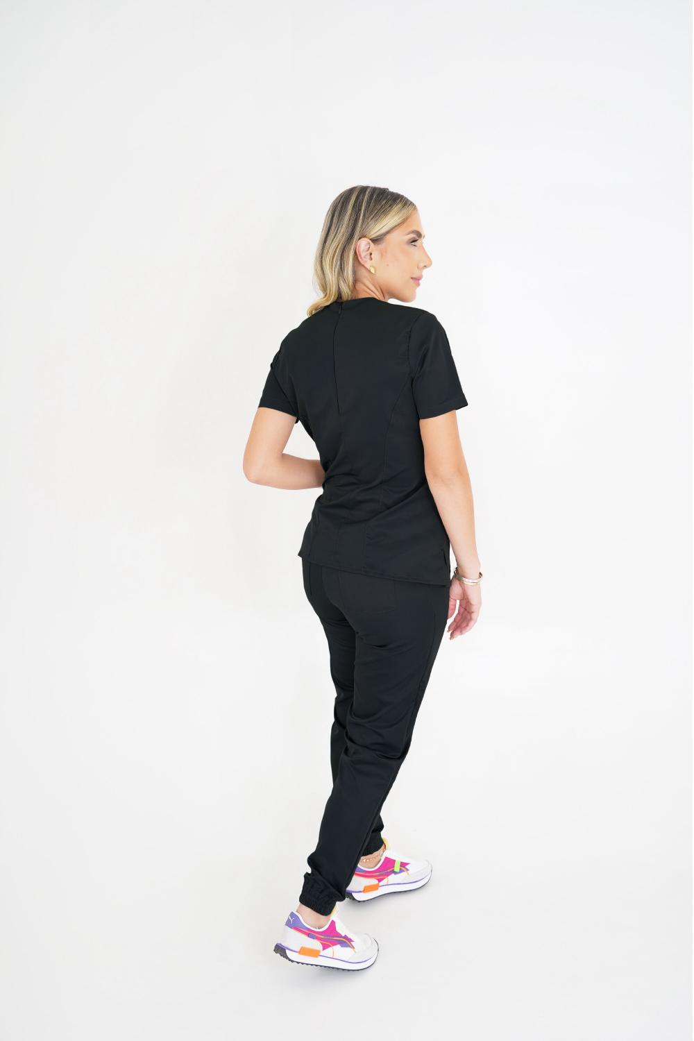 Scrubs Wrink - Gaphant Women Discount 30% no returns or changes.